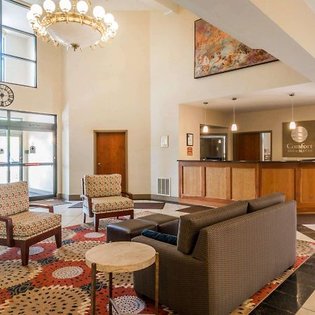 Comfort Inn & Suites Burlington Bagian luar foto